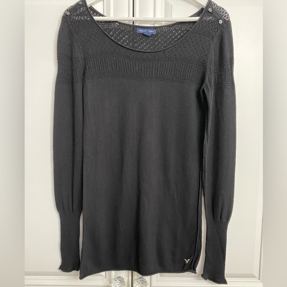 American Eagle Outfitters Tops - American Eagle Womens Size Medium Long Sleeve Black Knit Top Loose Knit at Top